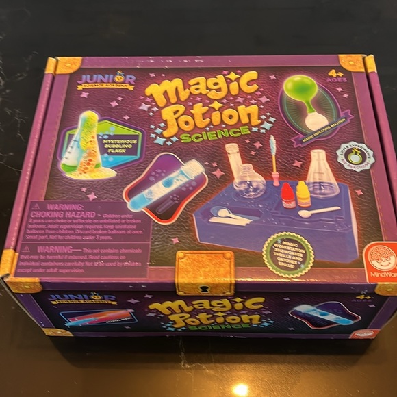 NWT Mindware Magic Potion Science Kit - Picture 6 of 9